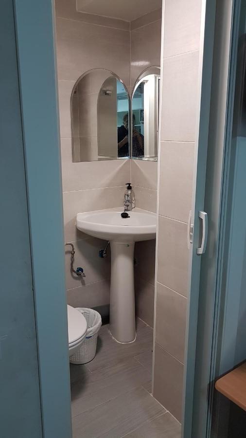 Guesthouse Central Αλικάντε Εξωτερικό φωτογραφία